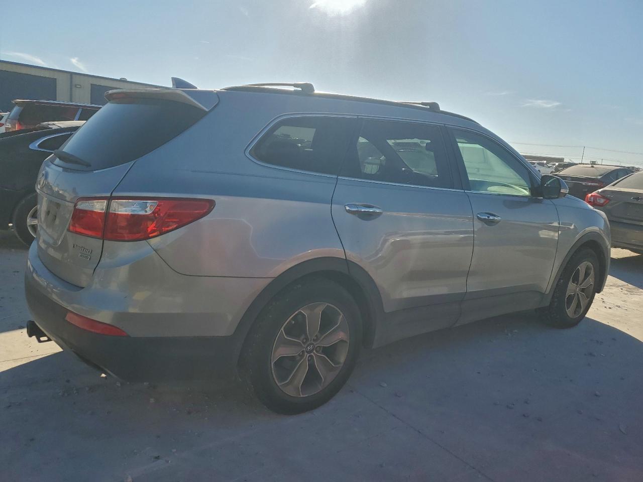 2014 HYUNDAI SANTA FE GLS photo 3