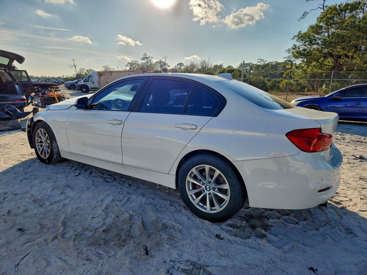 2017 BMW 320 I photo 2
