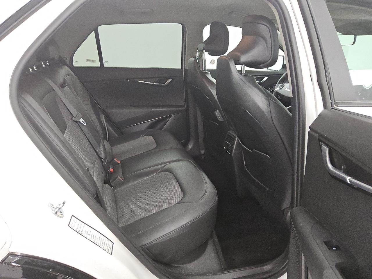 2024 KIA NIRO WIND photo 10