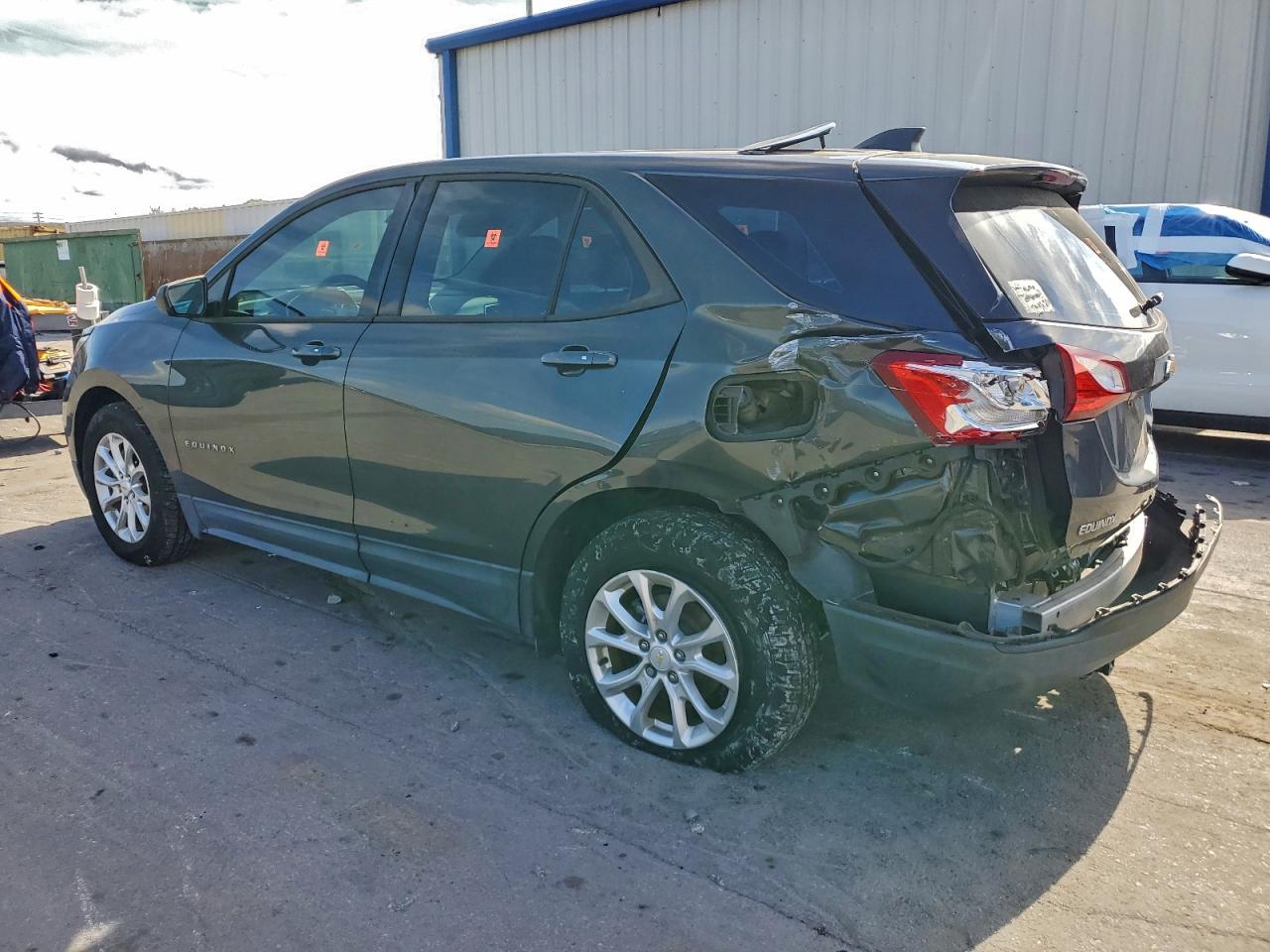 2019 CHEVROLET EQUINOX LS photo 2