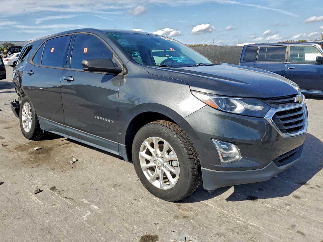 2019 CHEVROLET EQUINOX LS photo 4