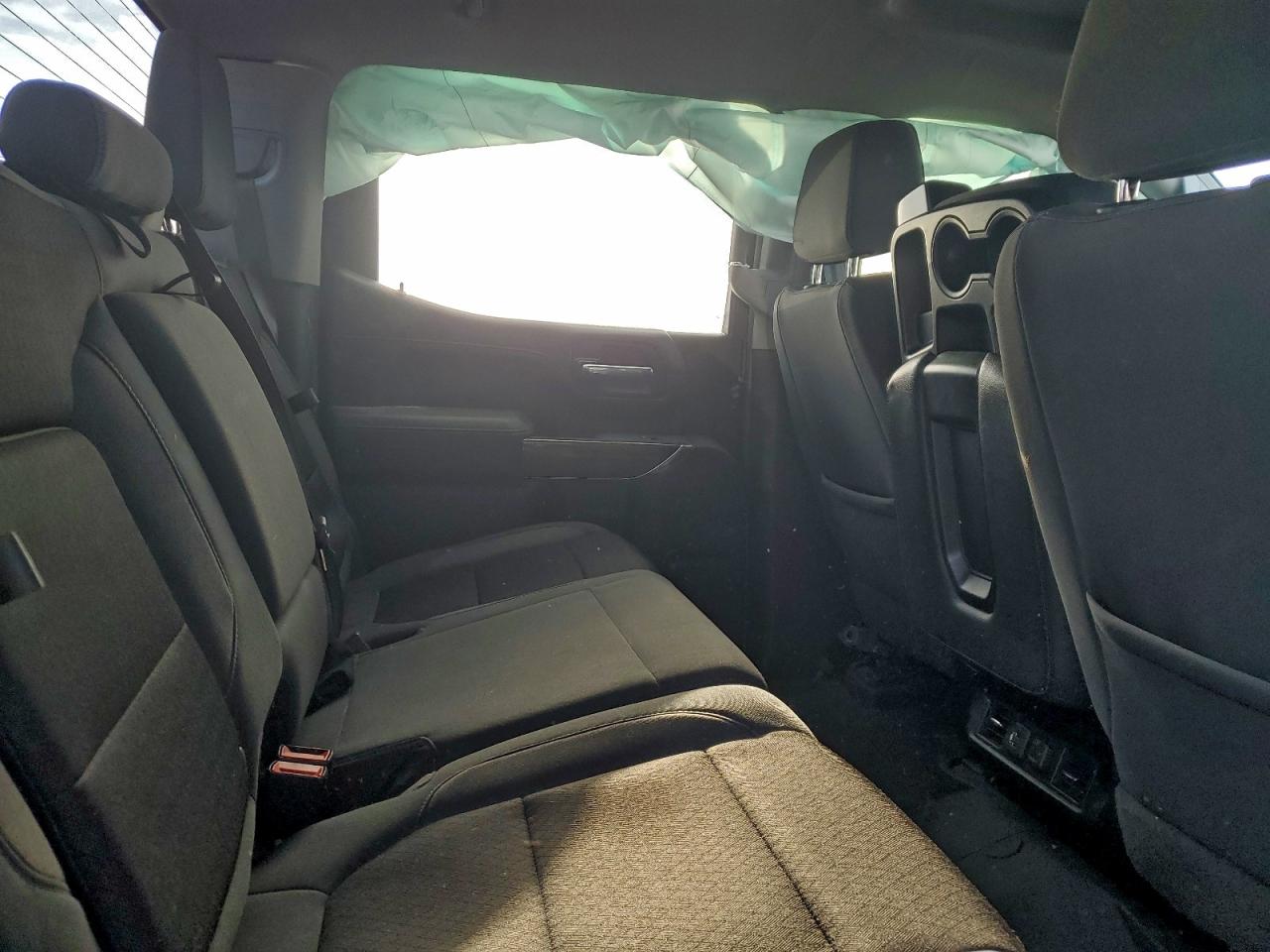 2021 CHEVROLET SILVERADO K1500 RST photo 10