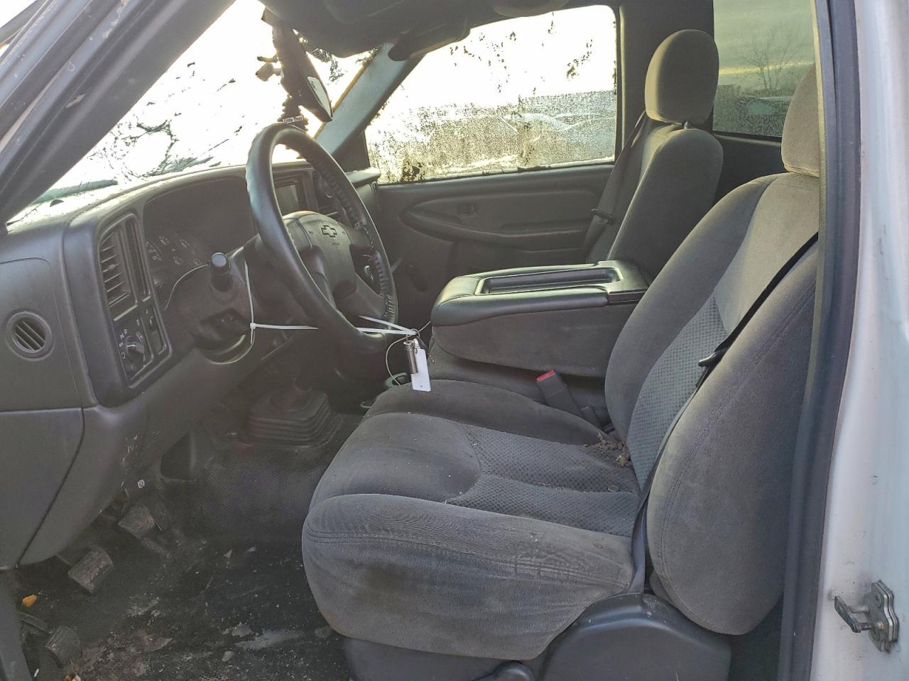 2006 CHEVROLET SILVERADO C1500 photo 7