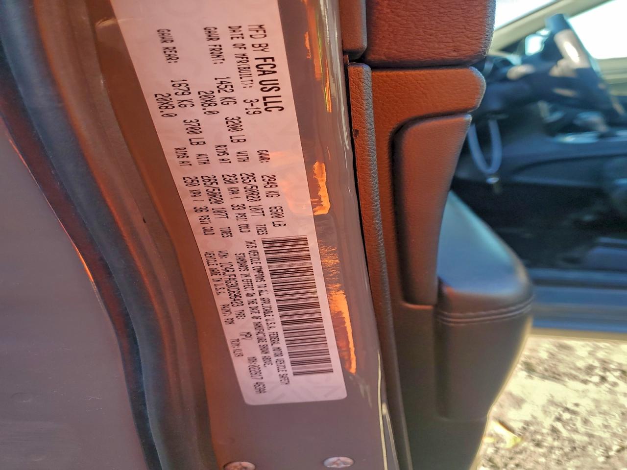 2019 JEEP GRAND CHEROKEE LAREDO photo 13