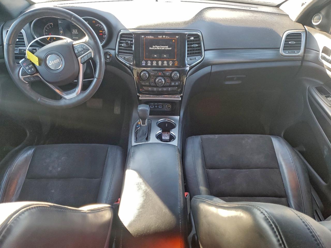 2019 JEEP GRAND CHEROKEE LAREDO photo 8