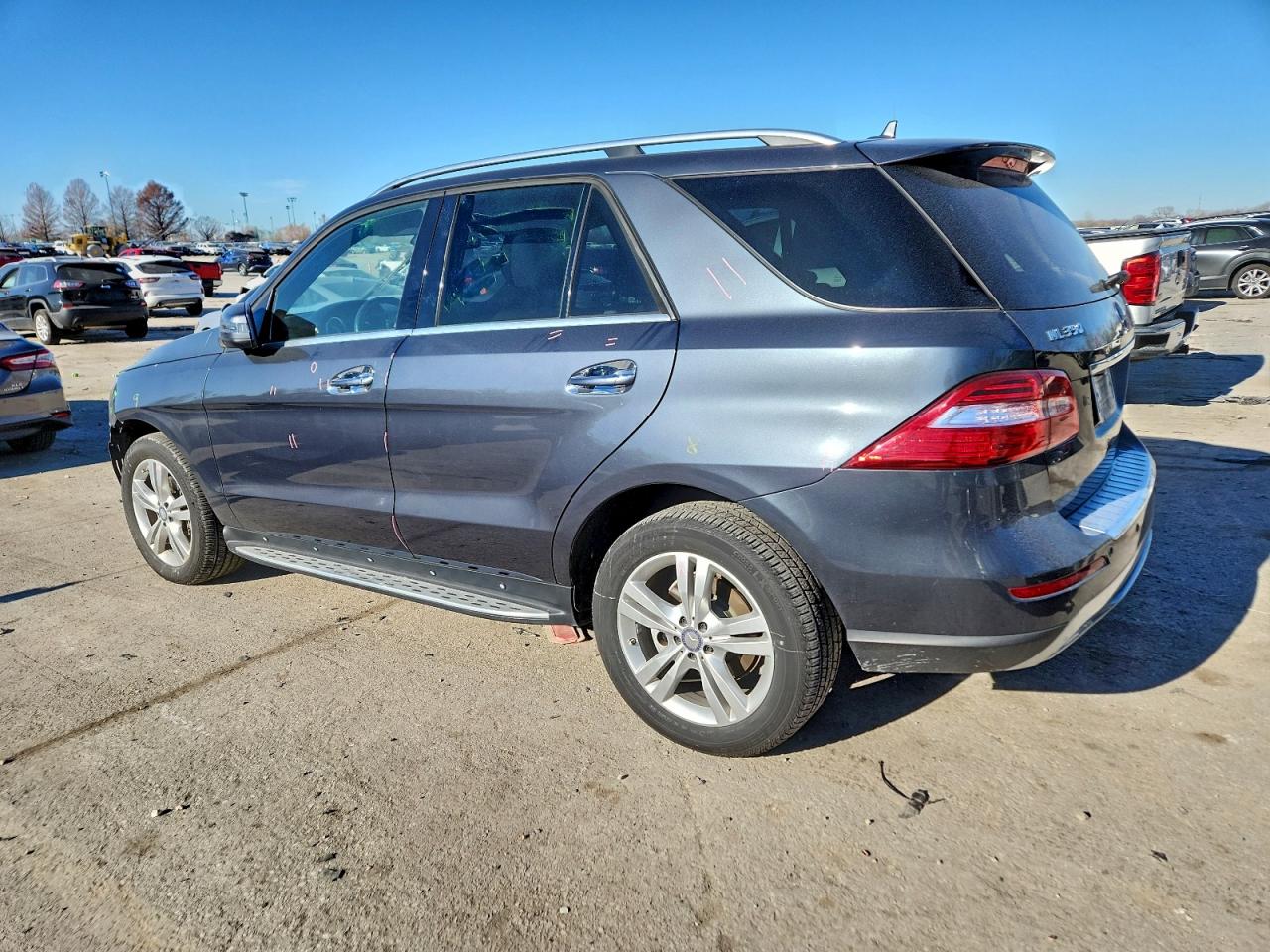 2015 MERCEDES-BENZ ML 350 4MATIC photo 2
