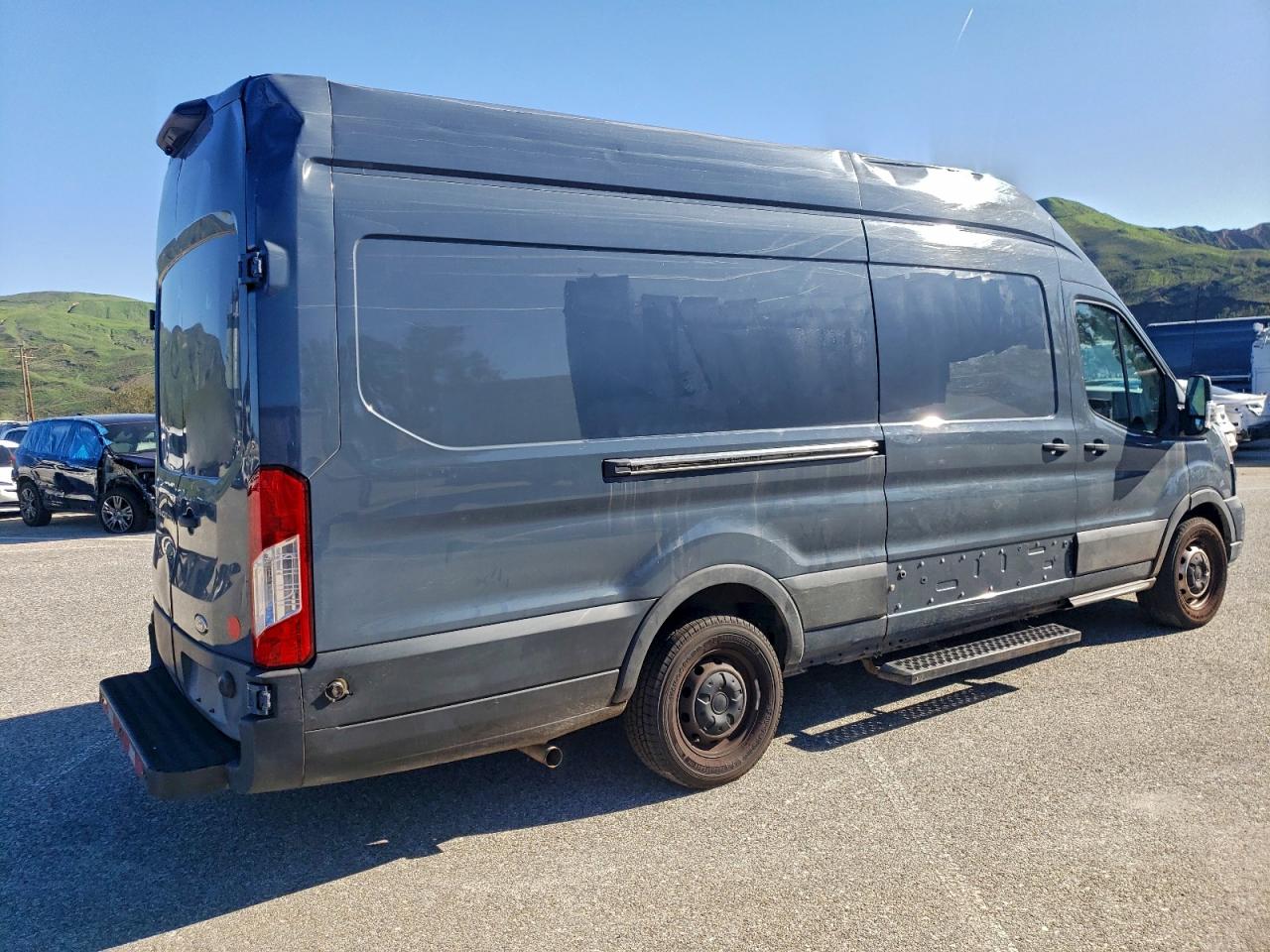 2020 FORD TRANSIT T-250 photo 3