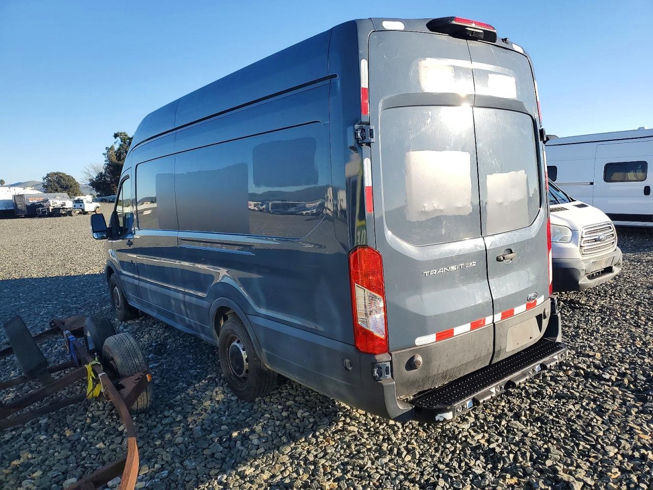 2020 FORD TRANSIT T-250 photo 2