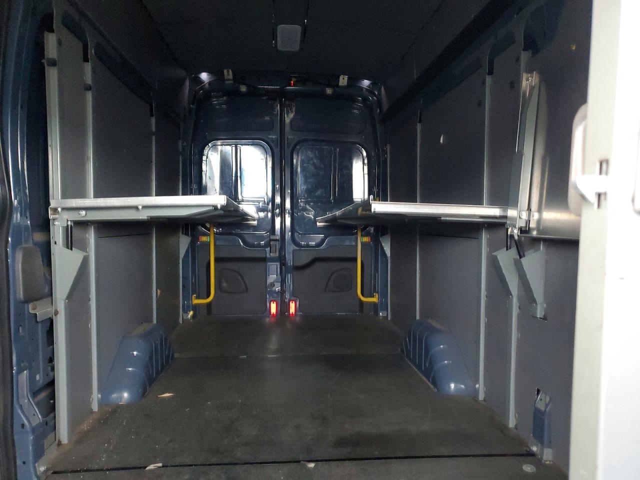 2020 FORD TRANSIT T-250 photo 10