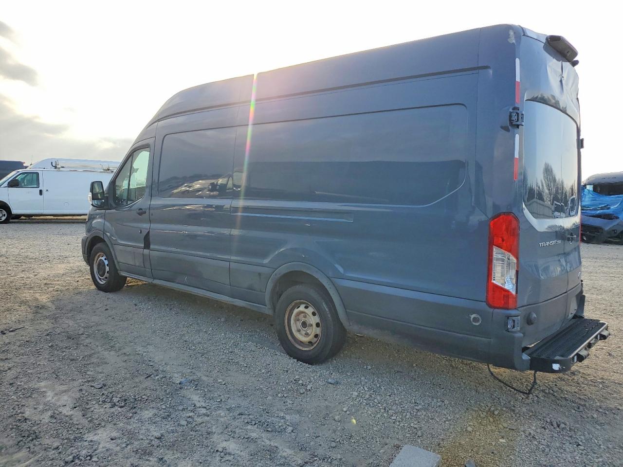 2020 FORD TRANSIT T-250 photo 2