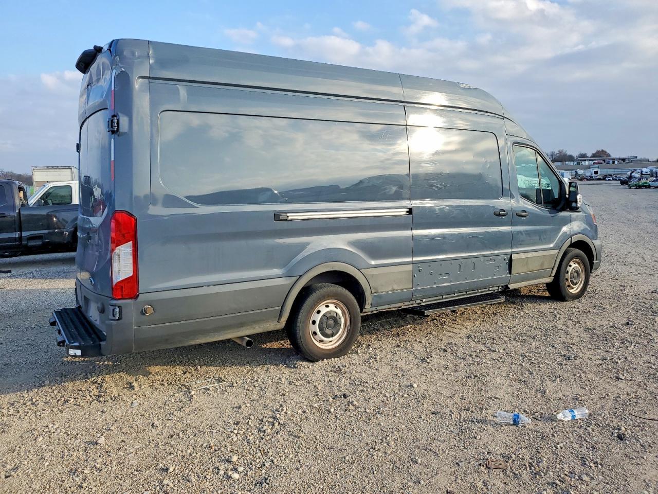 2020 FORD TRANSIT T-250 photo 3