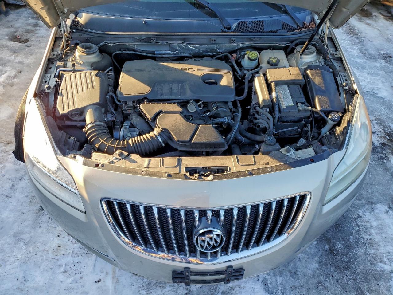 2011 BUICK REGAL CXL photo 11