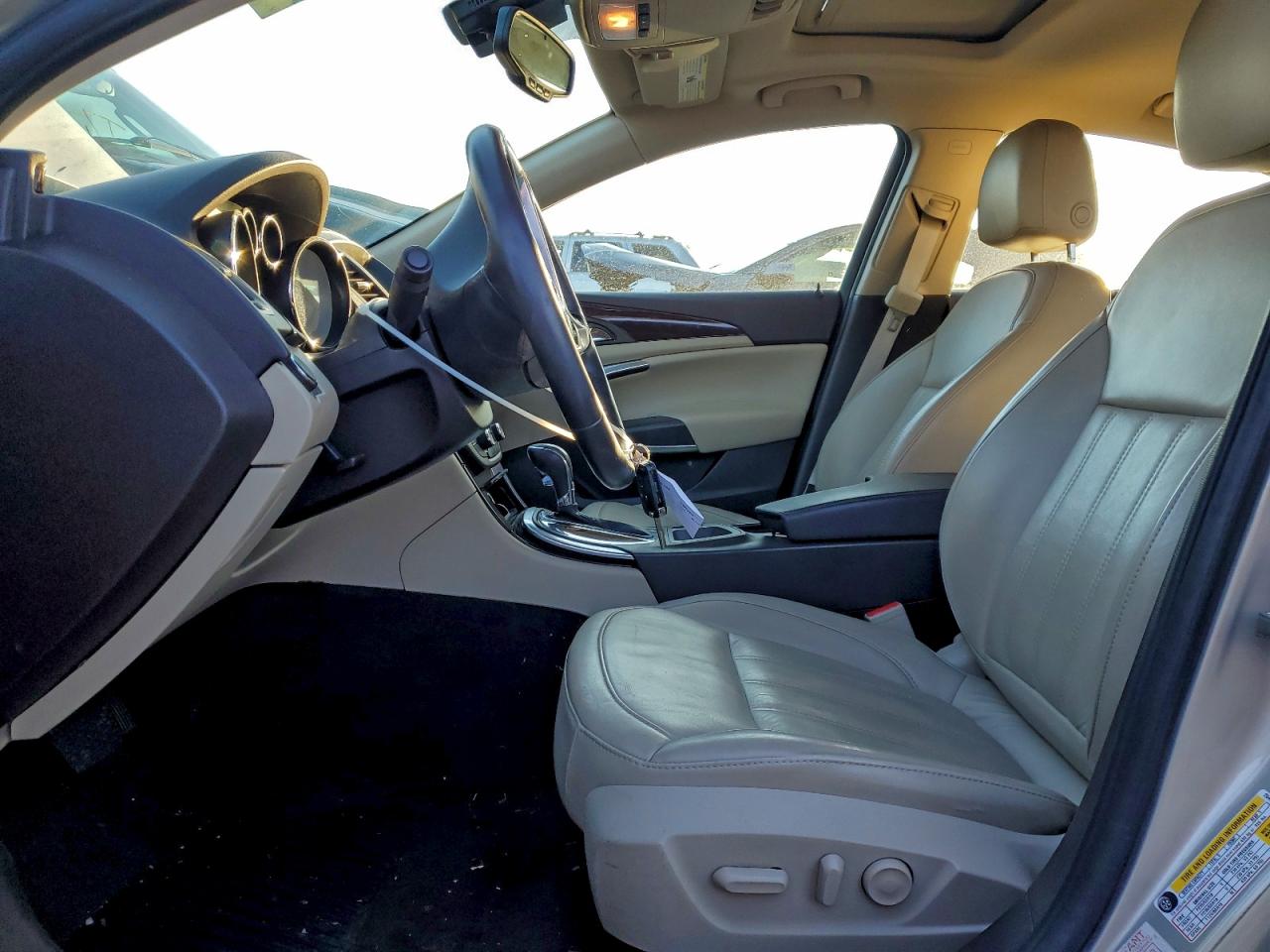 2011 BUICK REGAL CXL photo 7