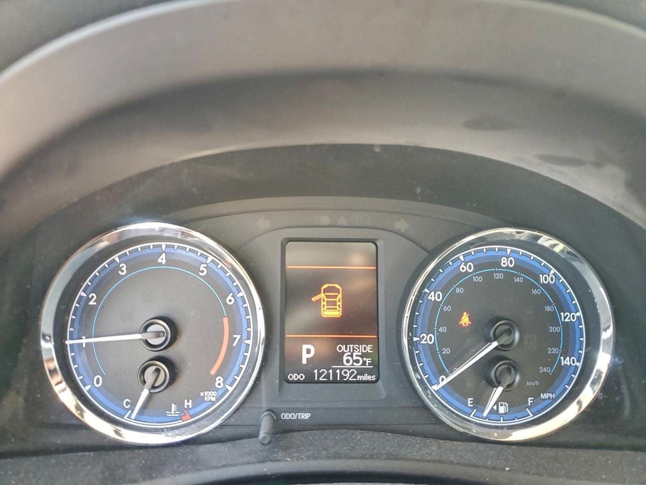 2017 TOYOTA COROLLA L photo 9