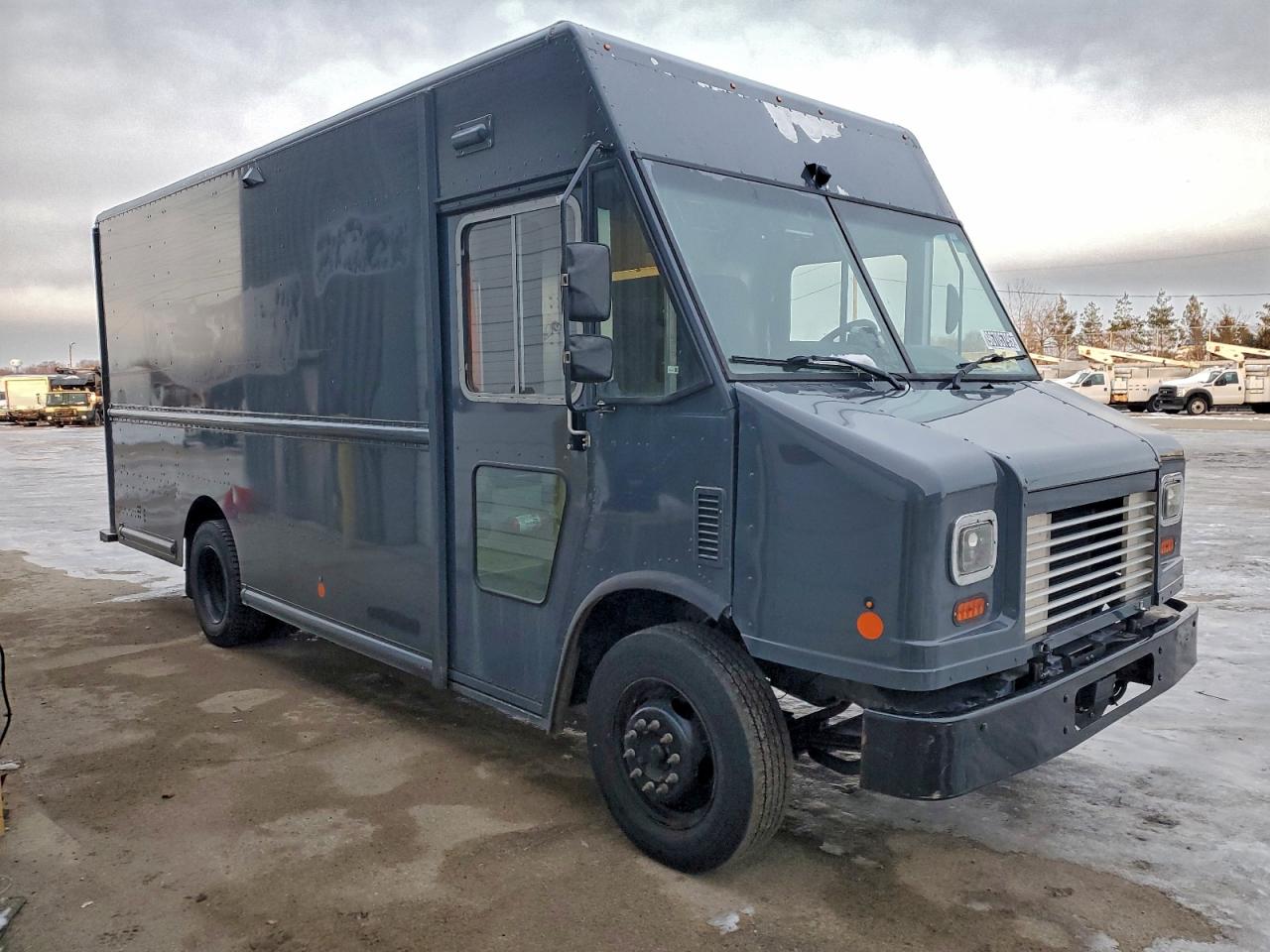 2020 FORD F59 DELIVERY TRUCK photo 4