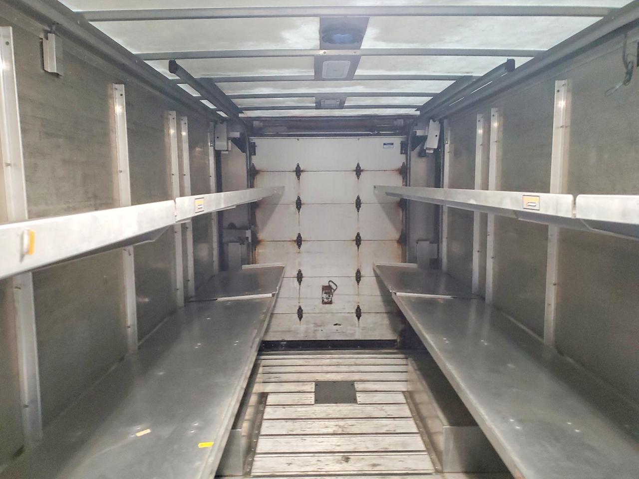 2020 FORD F59 DELIVERY TRUCK photo 10