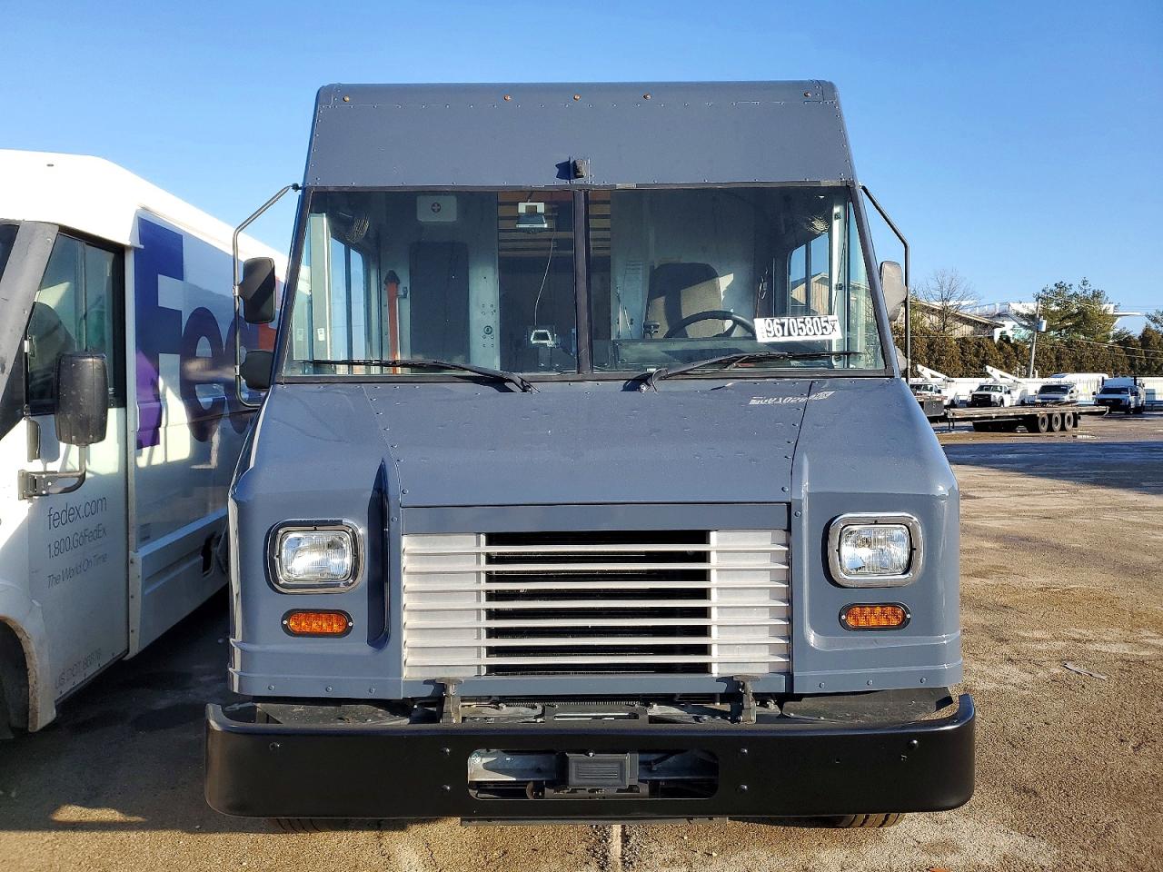 2020 FORD F59 photo 5