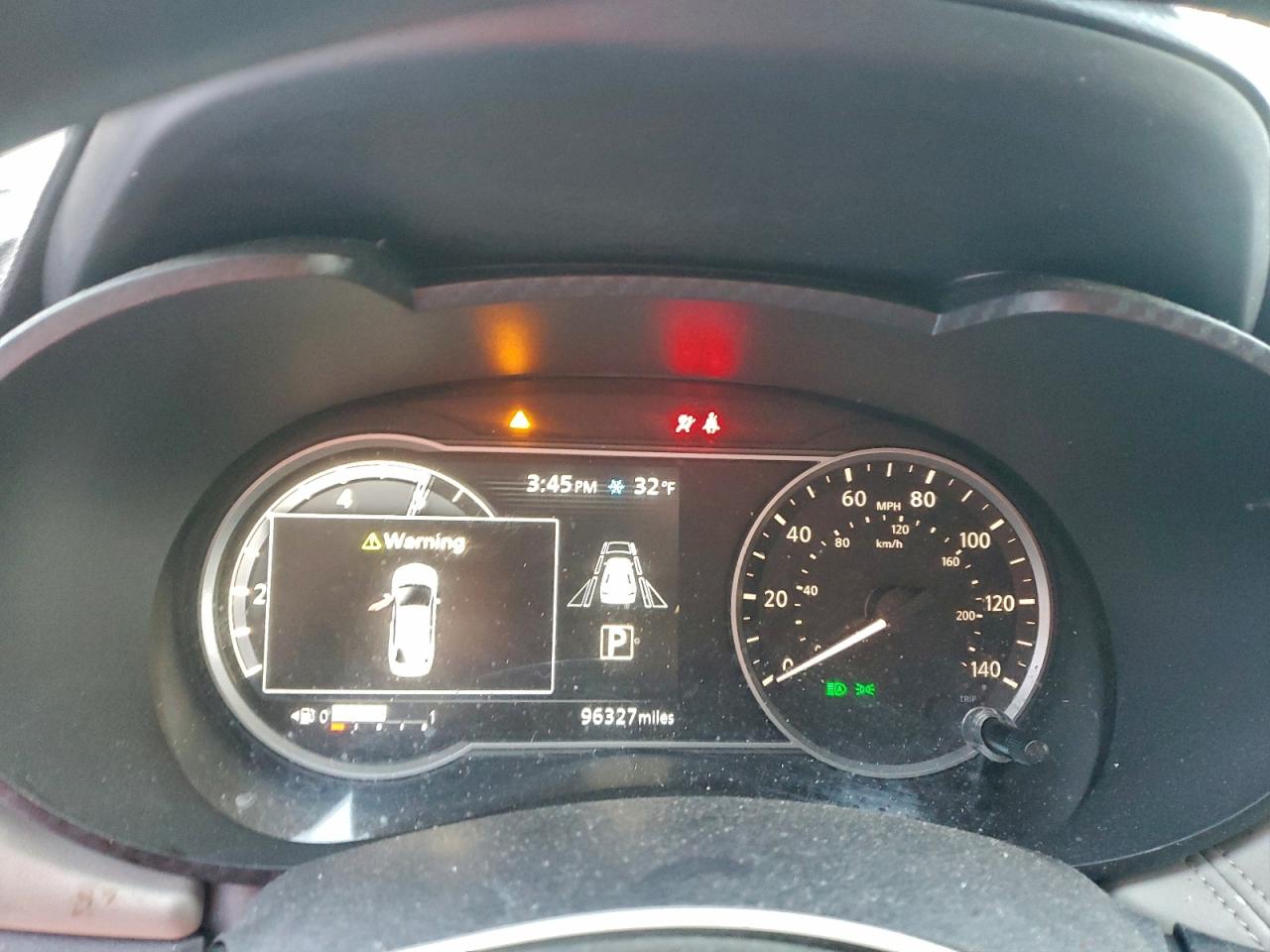 2020 NISSAN VERSA SV photo 17