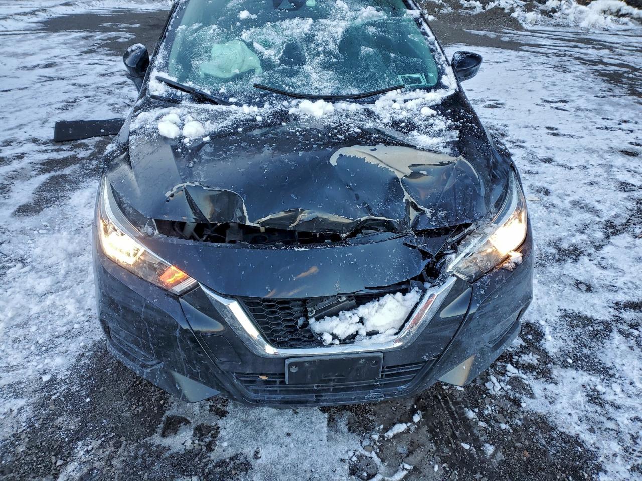 2020 NISSAN VERSA SV photo 21