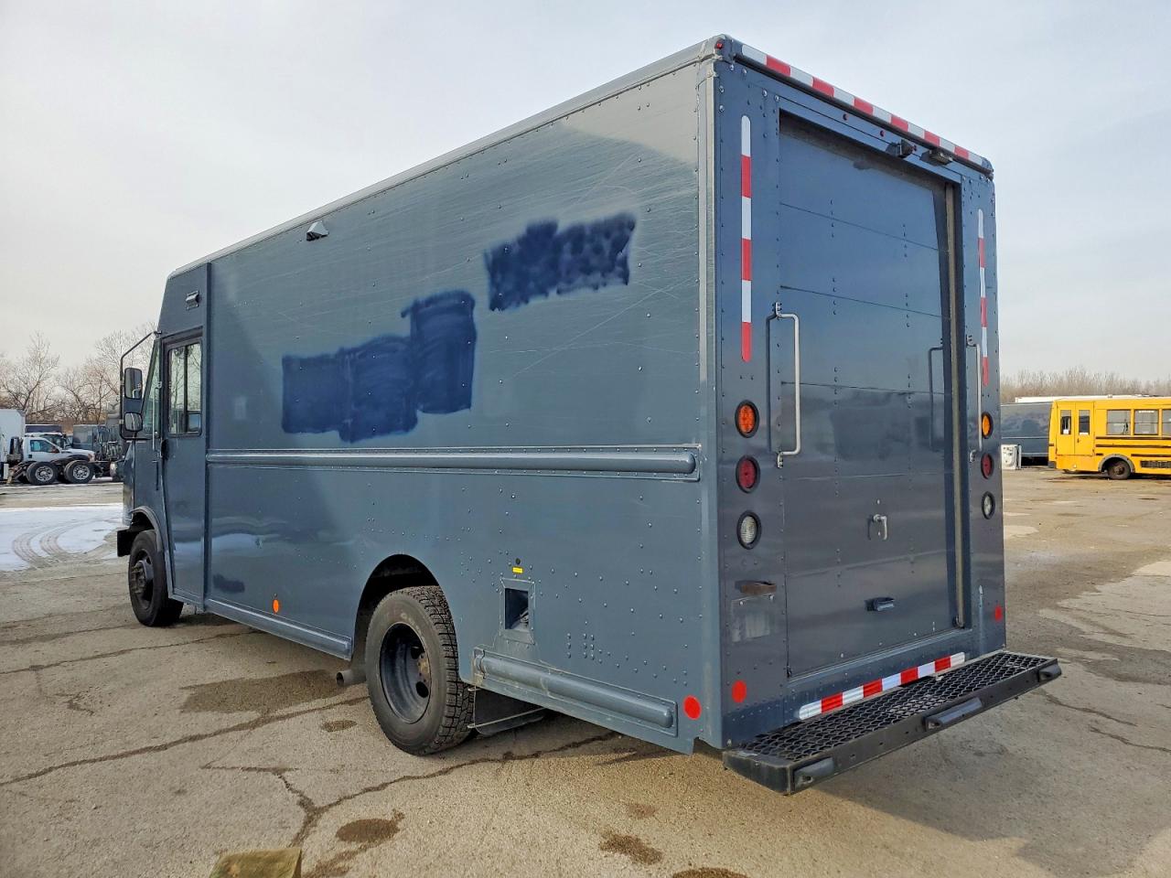 2020 FORD F550 DELIVERY TRUCK photo 2