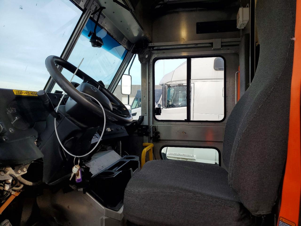 2020 FORD F550 DELIVERY TRUCK photo 7