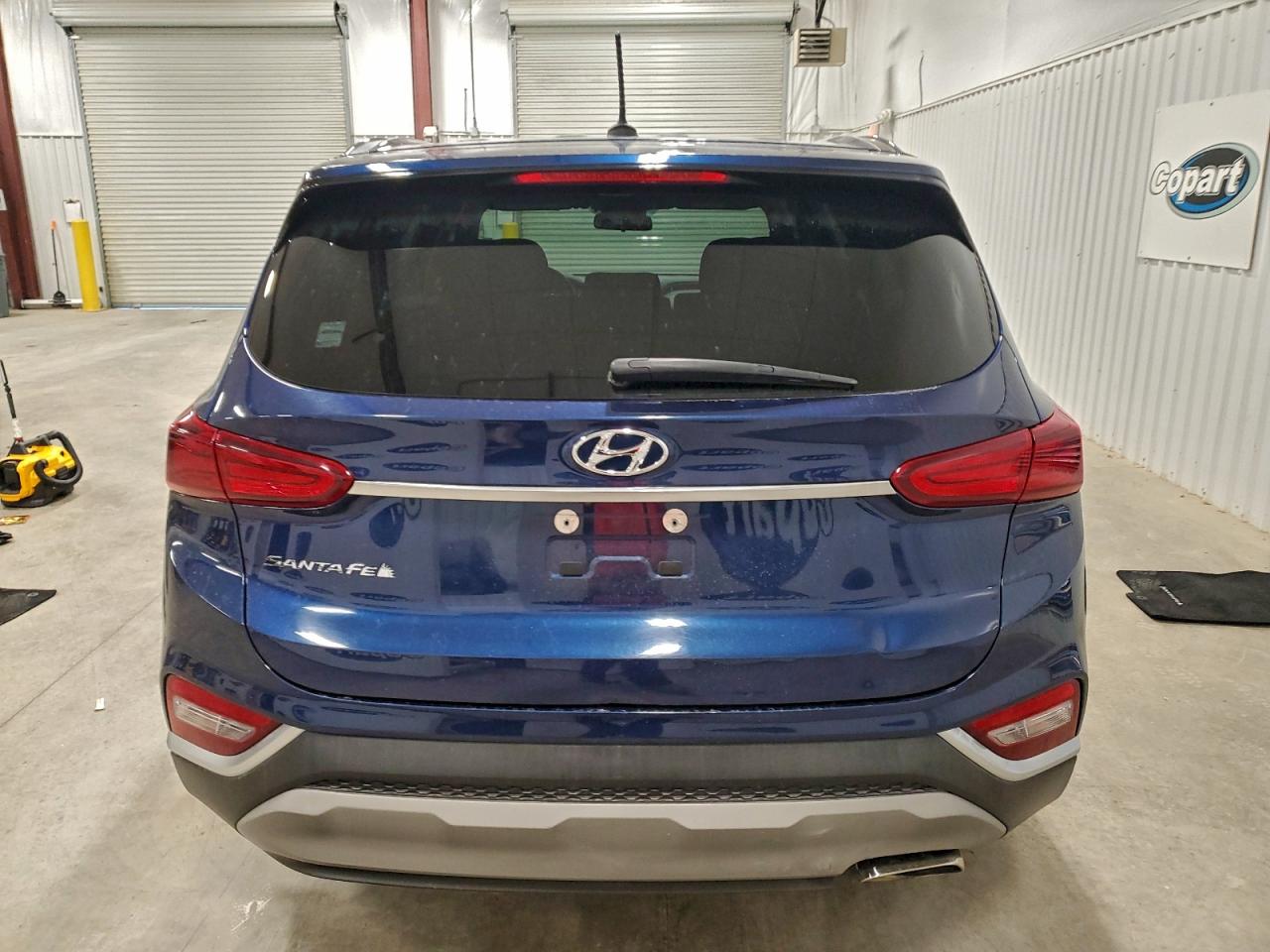 2019 HYUNDAI SANTA FE SE photo 6