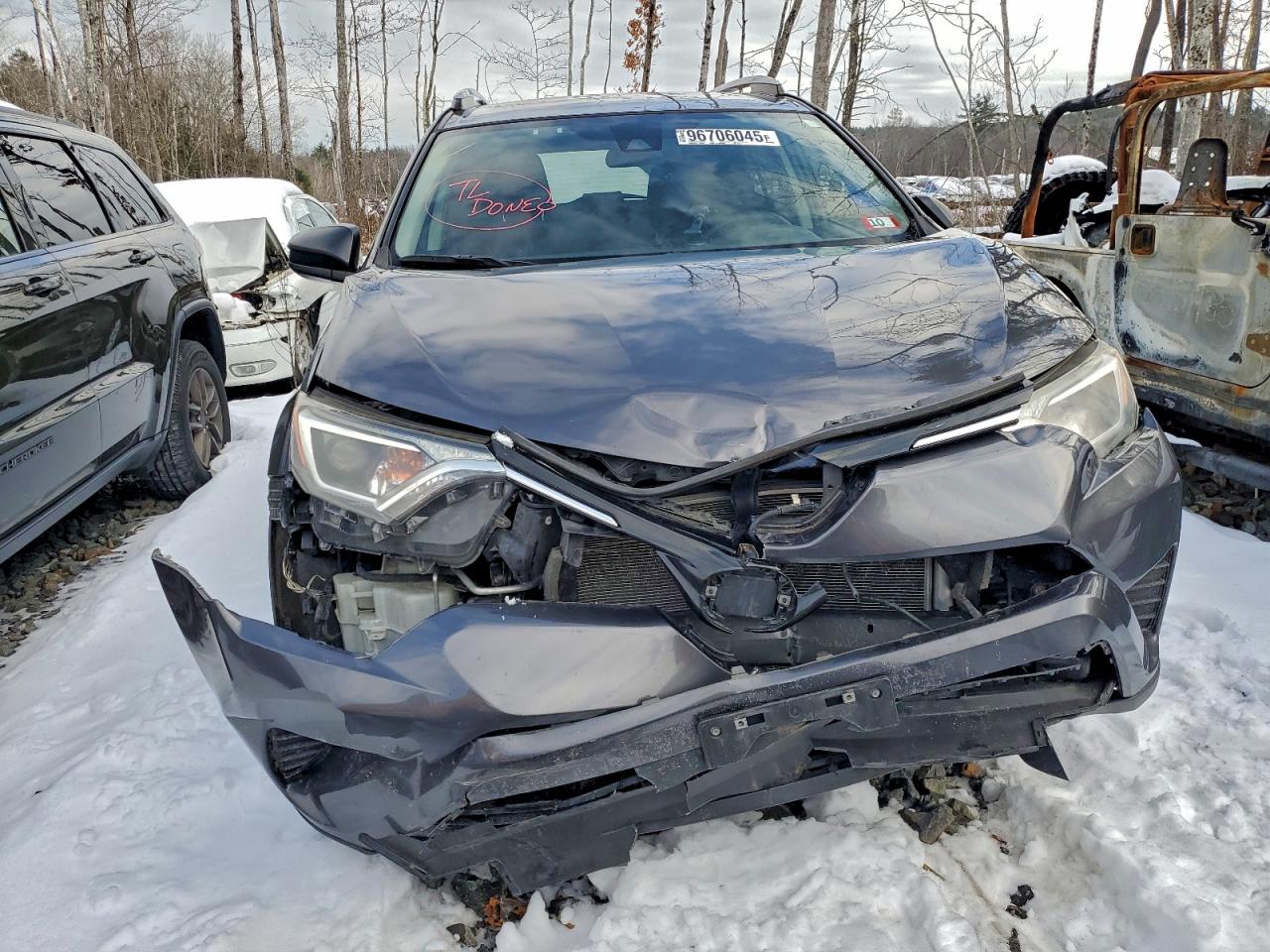 2018 TOYOTA RAV4 LE photo 5