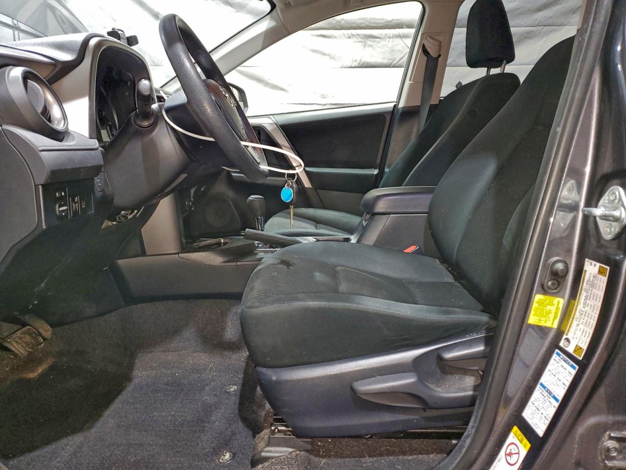 2018 TOYOTA RAV4 LE photo 7