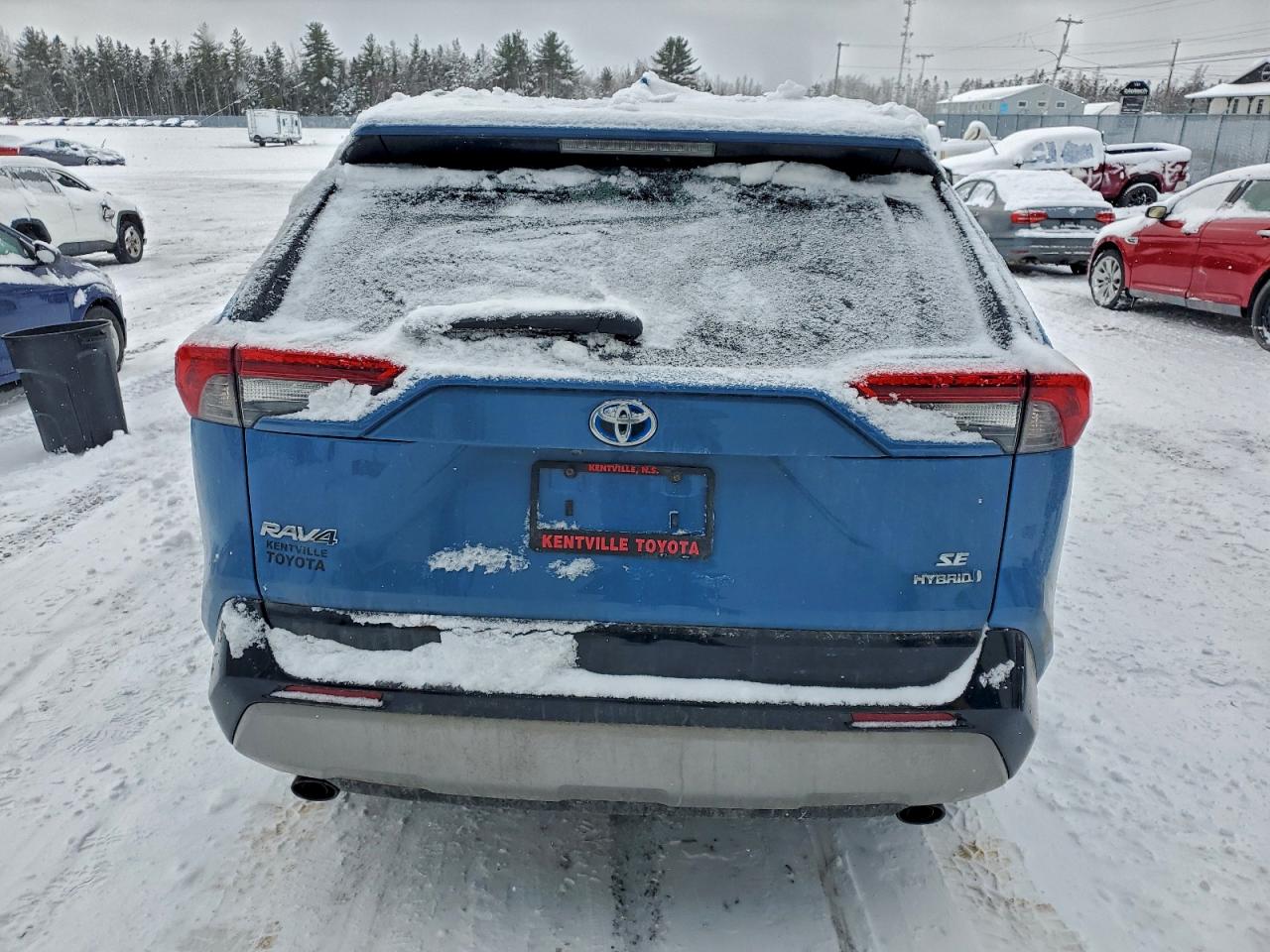 2022 TOYOTA RAV4 SE photo 6