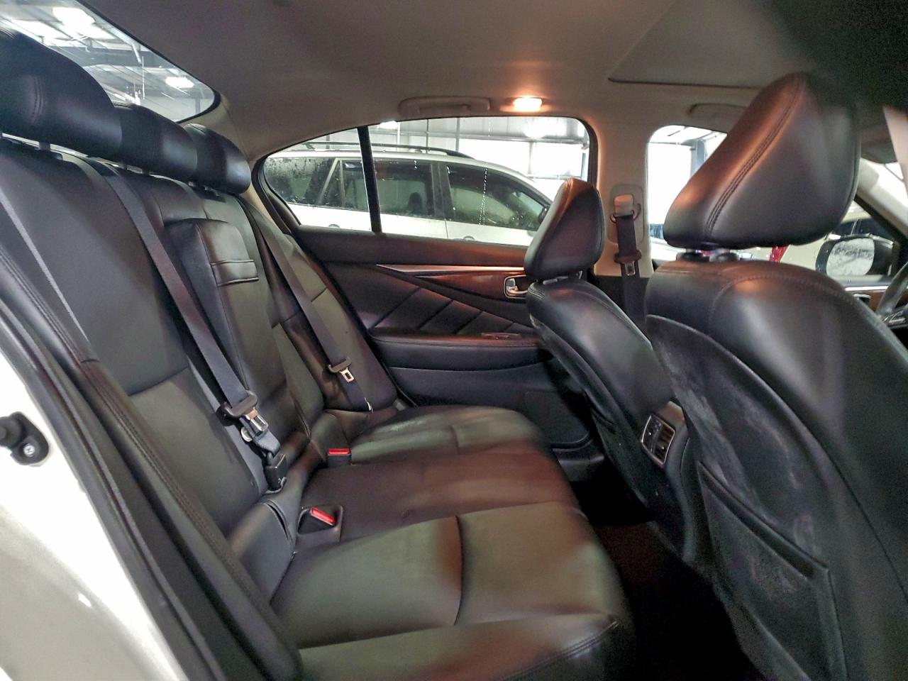 2018 INFINITI Q50 LUXE photo 10