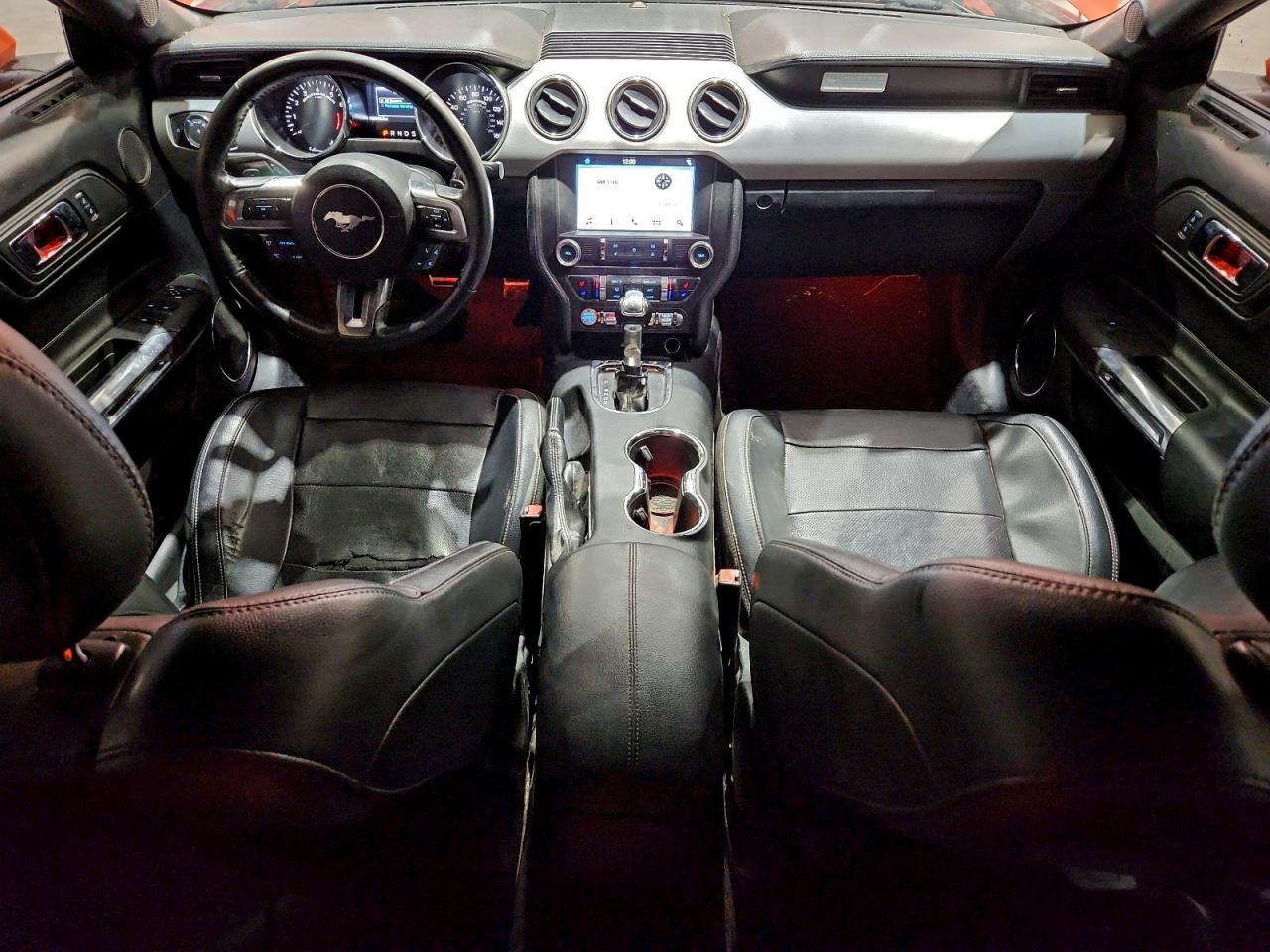2016 FORD MUSTANG photo 8