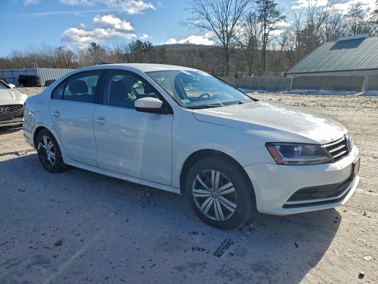 2017 VOLKSWAGEN JETTA S photo 4