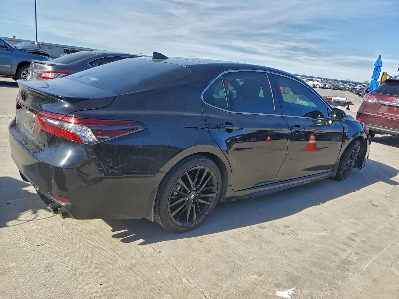 2024 TOYOTA CAMRY XSE photo 3
