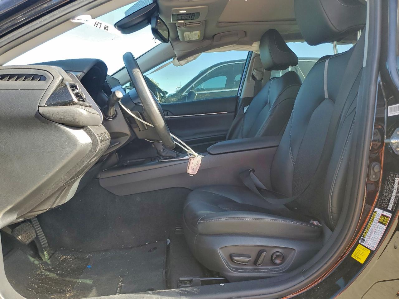 2024 TOYOTA CAMRY XSE photo 7