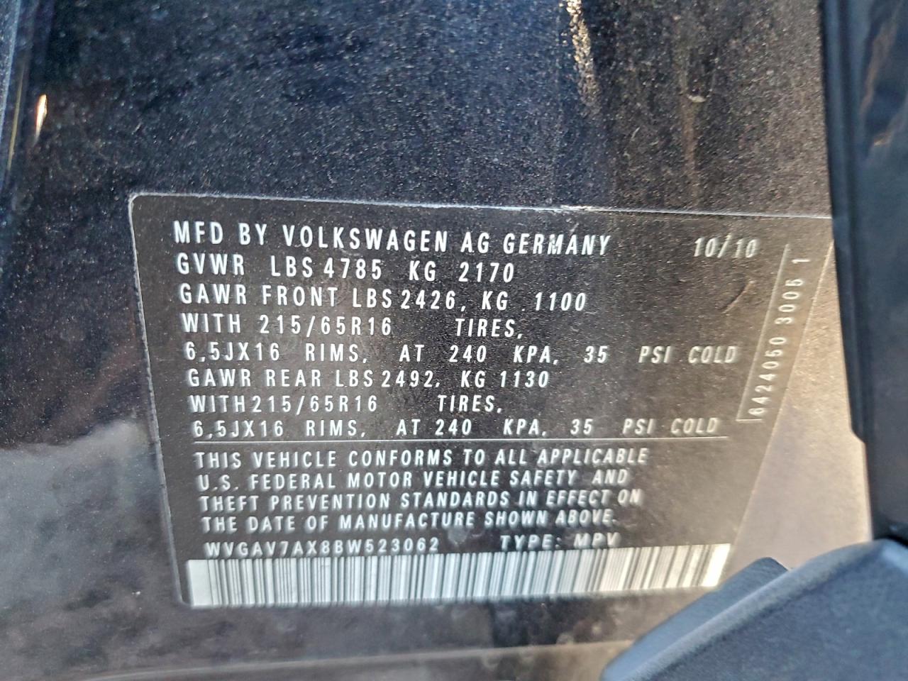 2011 VOLKSWAGEN TIGUAN S photo 13