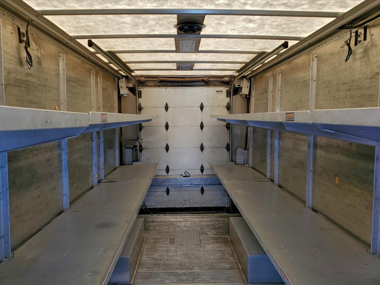 2020 FORD F59 DELIVERY TRUCK photo 10