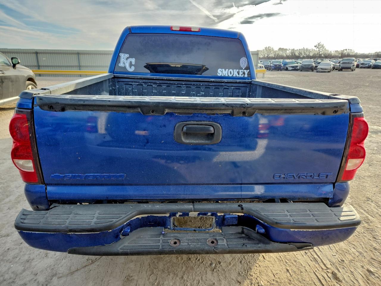 2004 CHEVROLET SILVERADO C1500 photo 6