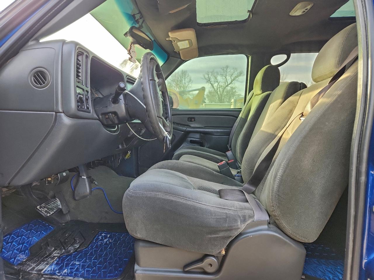 2004 CHEVROLET SILVERADO C1500 photo 7