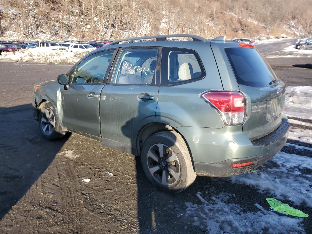 2018 SUBARU FORESTER 2.5I photo 2
