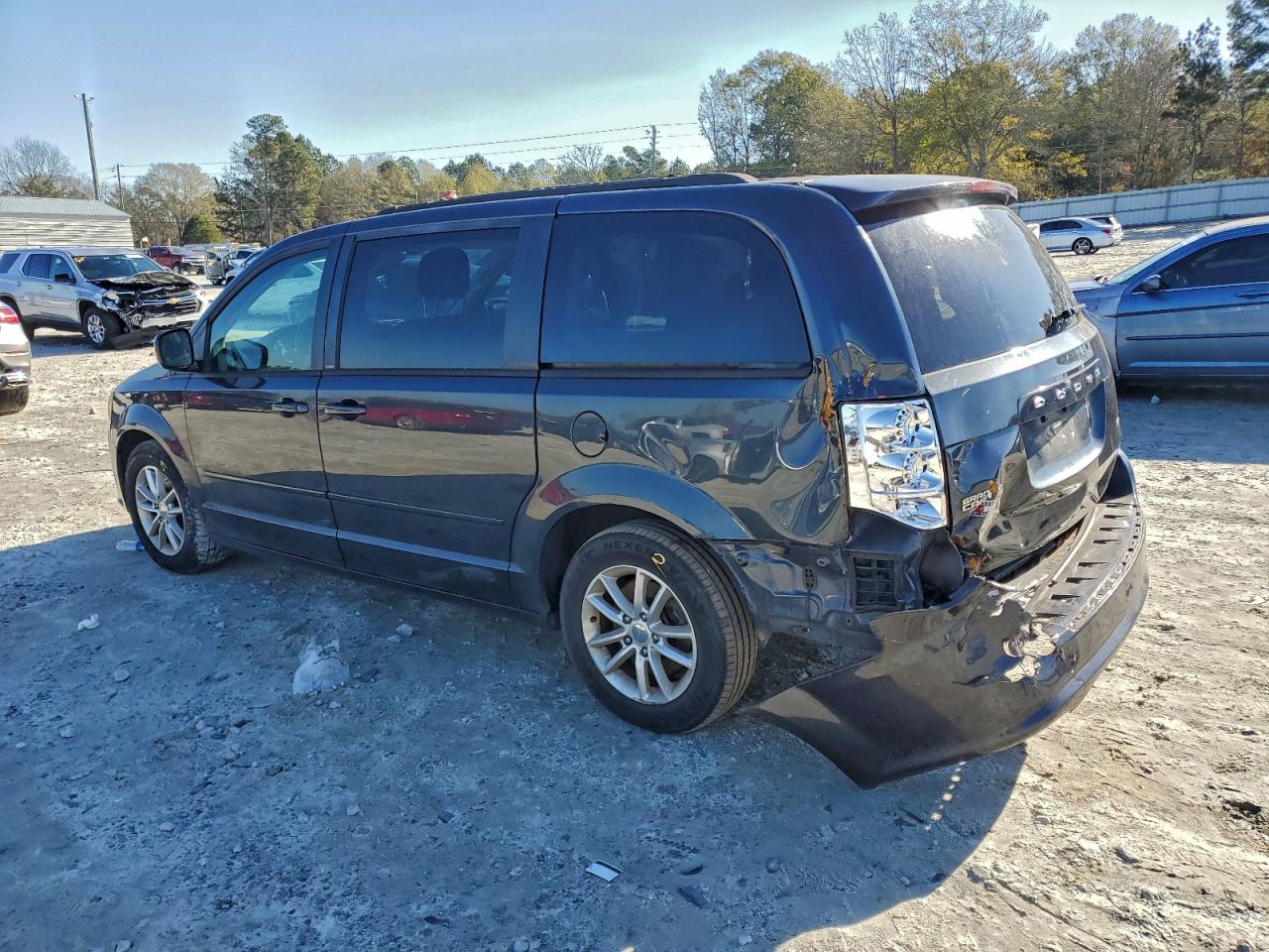 2013 DODGE GRAND CARAVAN SXT photo 2