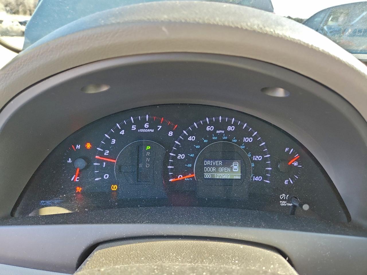 2011 TOYOTA CAMRY BASE photo 9