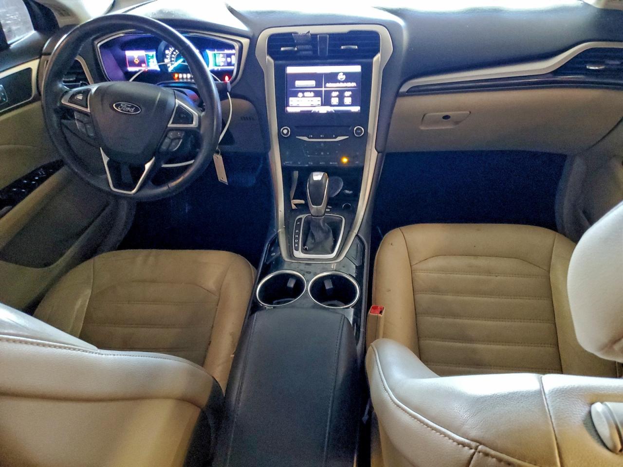 2013 FORD FUSION SE photo 8