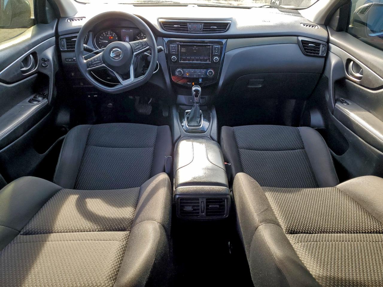 2019 NISSAN ROGUE SPORT S photo 8