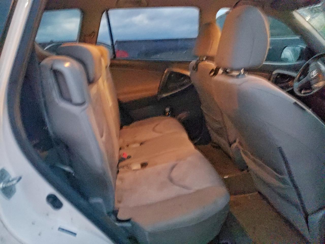2009 TOYOTA RAV4 photo 10