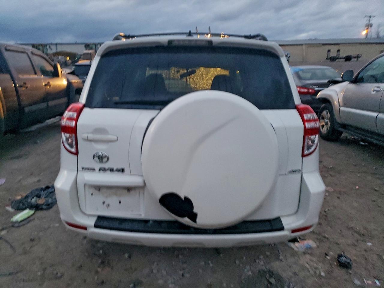 2009 TOYOTA RAV4 photo 6
