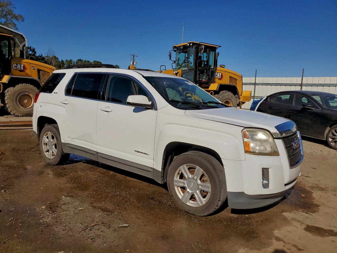 2015 GMC TERRAIN SLE photo 4