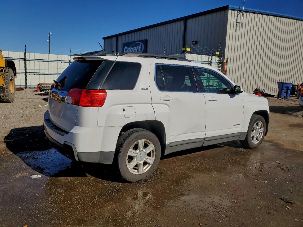 2015 GMC TERRAIN SLE photo 3