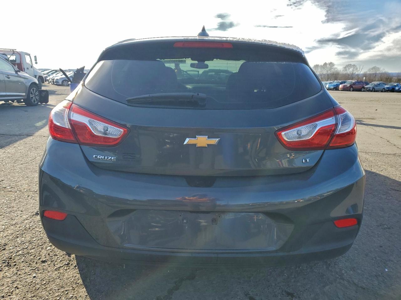 2017 CHEVROLET CRUZE LT photo 11