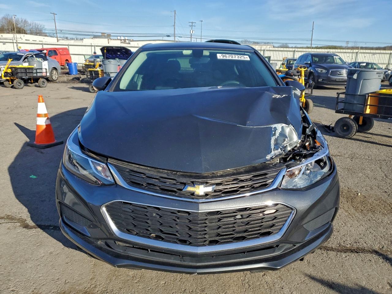 2017 CHEVROLET CRUZE LT photo 9