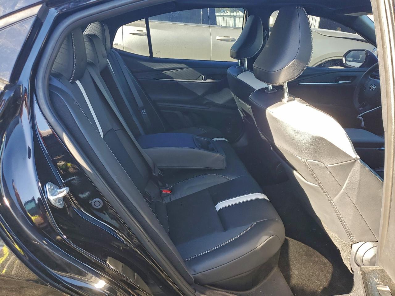 2025 TOYOTA CAMRY XSE photo 10
